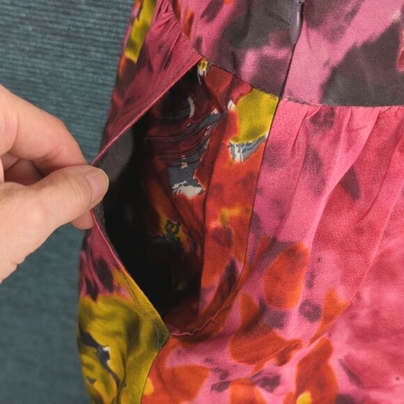 Trina Turk Silk/Wool Blend Bubble Hem Skirt Runs Large, See Notes!! - Picture 7 of 12